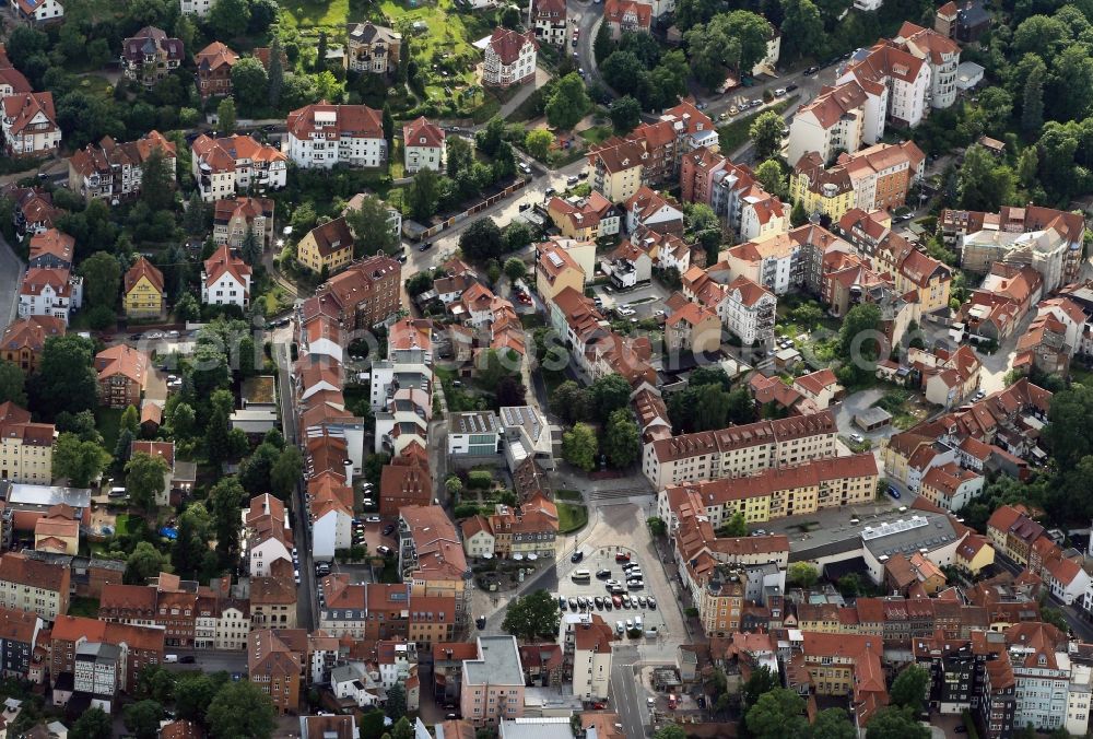 Aerial photograph Eisenach - At the Frauenplan in Eisenach in Thuringia regions is the Bach House. Presumably, the church musician Johann Sebastian Bach was born in this house. Today there is a museum that pays tribute to the life and work of the composer and organist. In the residential area between woman and mountain Domstrasse are multi-family homes and townhouses