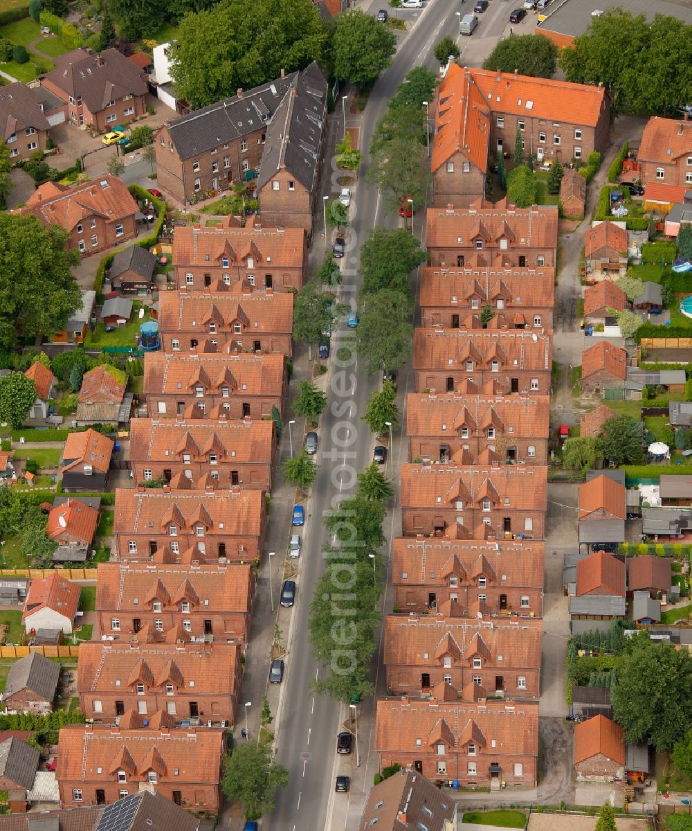 Aerial image Gladbeck Rentfort - Brick houses in Gladbeck in North Rhine-Westphalia