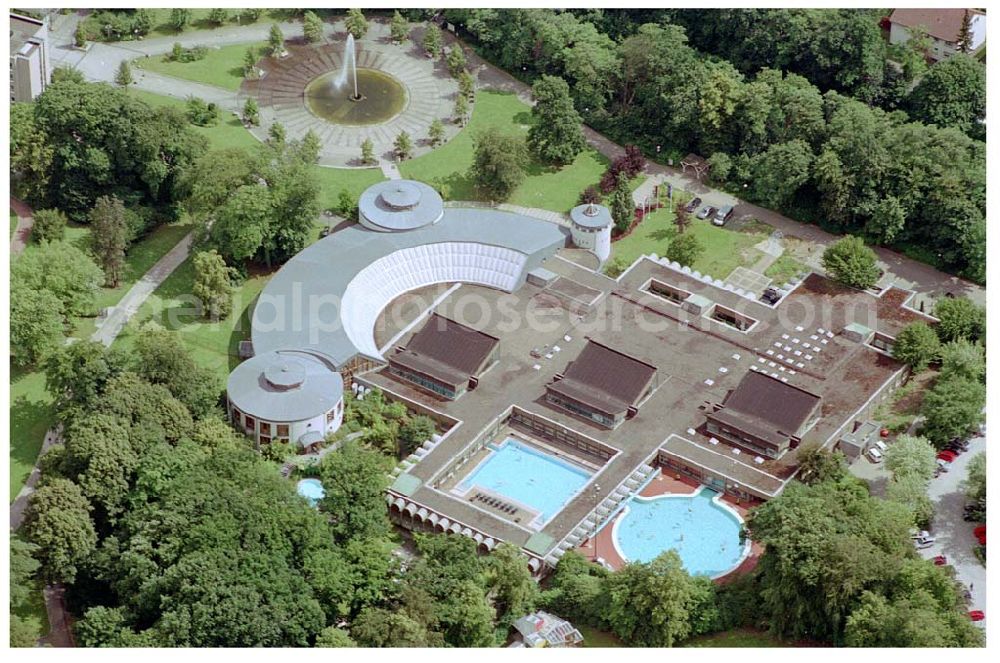 Bad Oeynhausen from above - 28.06.2004, Bad Oeynhausen. Die Bade- und Saunalandschaft der BaliTherme mit Thermal- Mineral- und Thermal-Sole-Becken, Wasserfall, Strömungskanal, Bio-Bad, einer original balinesischen Blockhaussauna und vielem mehr bringt Ihnen das 12.700 Kilometer weit enfernte indonesische Inselparadies und die balinesische Lebensart näher.