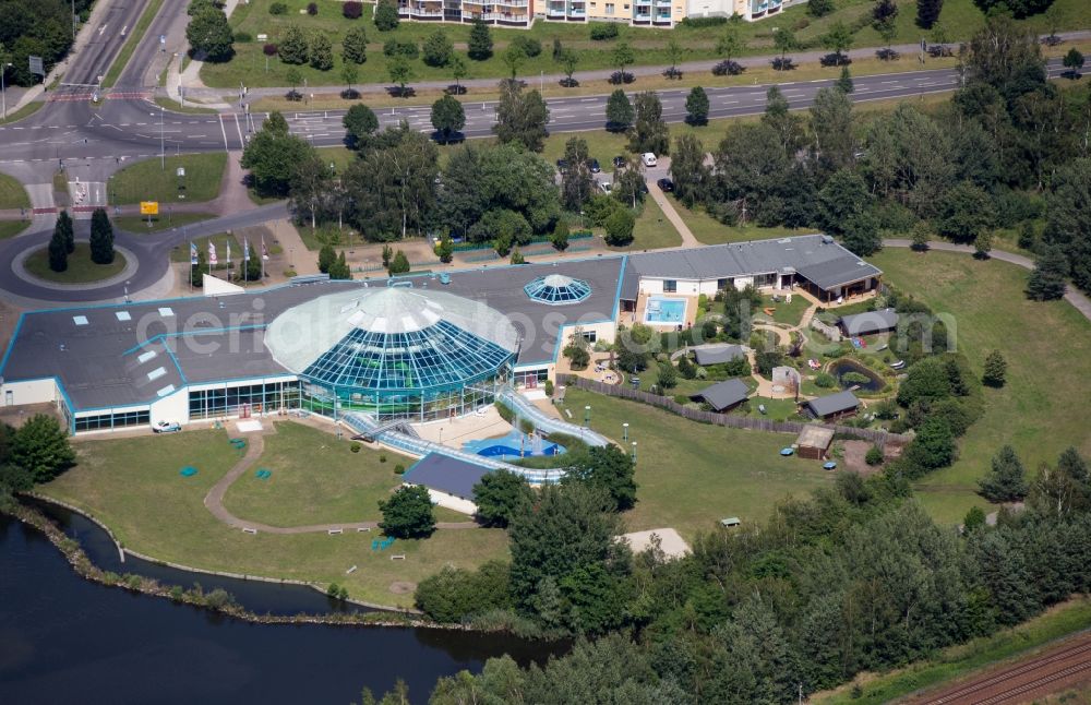 Hoyerswerda from above - Swimming pool of the Lausitzbad in Hoyerswerda in the state Saxony