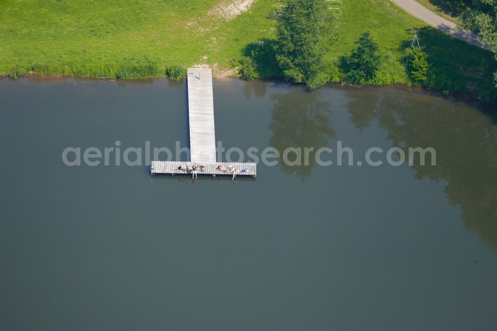 Aerial photograph Friedland - Bathers on a jetty of the Wendebachstausees in Friedland in the state Lower Saxony