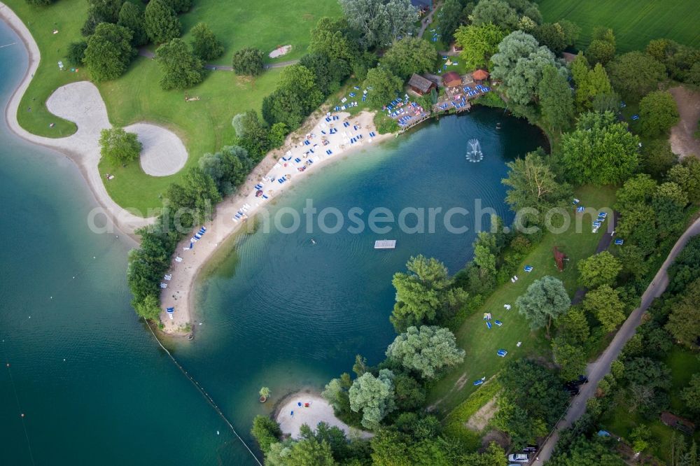 Weinheim from above - Bathers on the lawn and in the the pool of the nautral lake of the MIRAMAR Erlebnisbad in Weinheim in the state Baden-Wuerttemberg