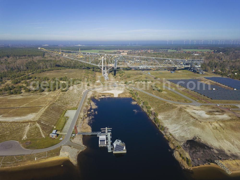 Lichterfeld-Schacksdorf from the bird's eye view: Dredging conveyor bridge in brown coal mine of Besucherbergwerk F60 on Bergheider See in Lichterfeld-Schacksdorf in the state Brandenburg, Germany