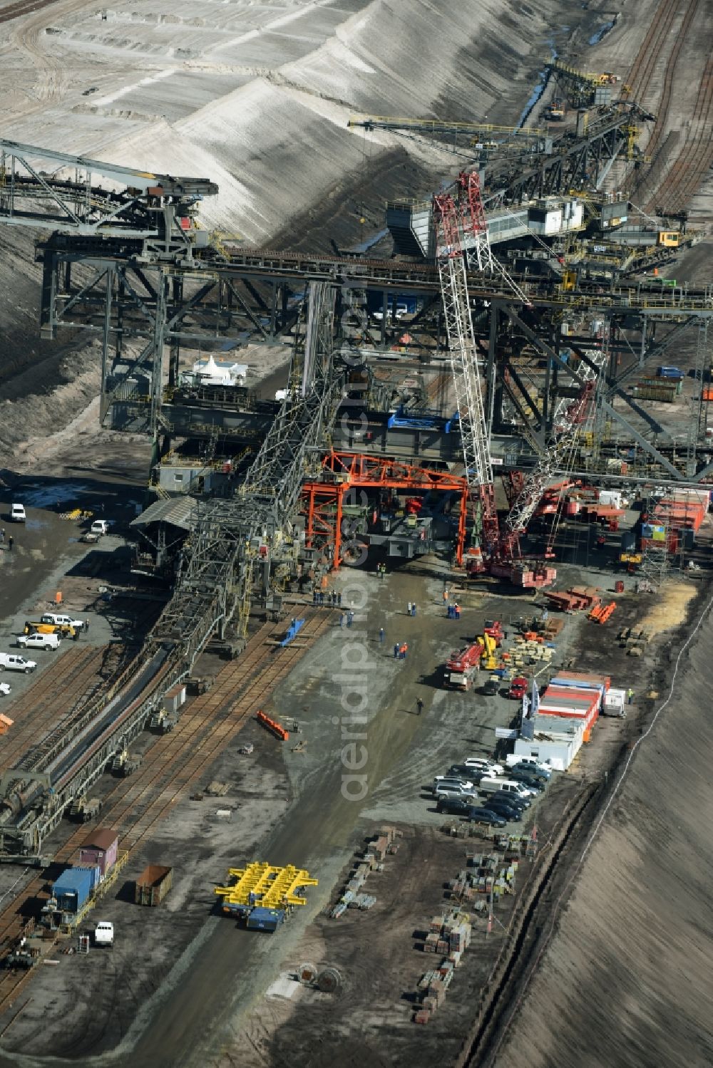 Aerial image Nochten - Dredging conveyor bridge in brown coal mine der Vattenfall Europe Sales GmbH in Nochten in the state Saxony. The company TAKRAF GmbH - Tenova exchanged at Greater excavator with a roller table of the great rocker of the 40-year-old excavator