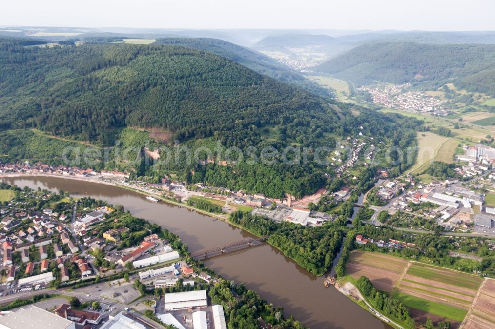 Miltenberg from the bird's eye view: Railway bridge building to route the train tracks ueber den Main in Miltenberg in the state Bavaria, Germany