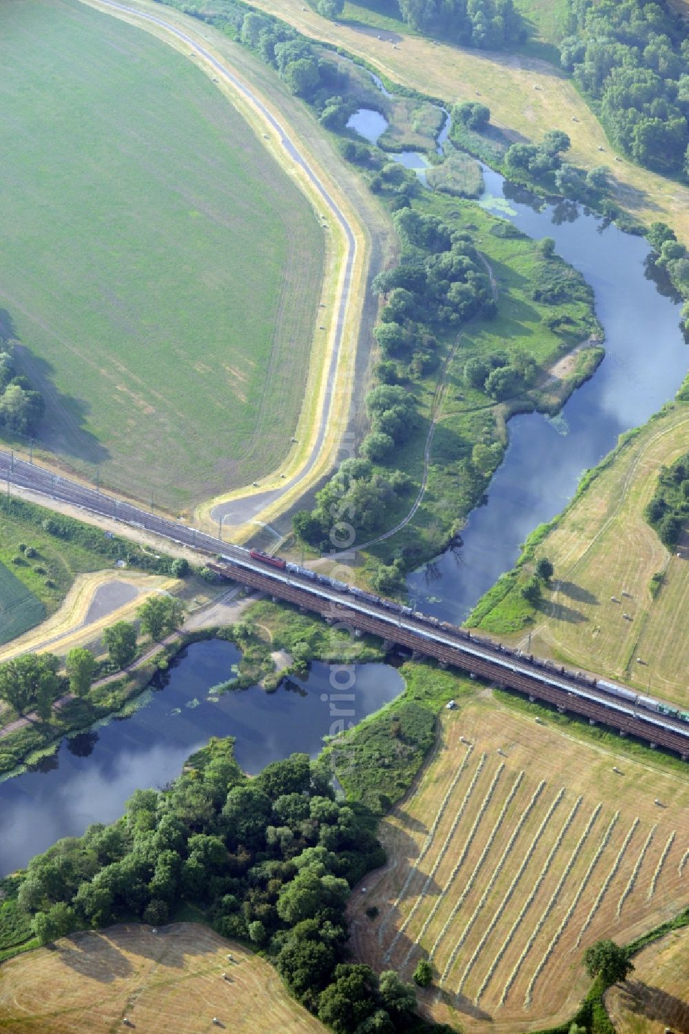 Aerial photograph Biederitz - Railway bridge construction to route the train tracks over the Elbe in Biederitz in the state Saxony-Anhalt