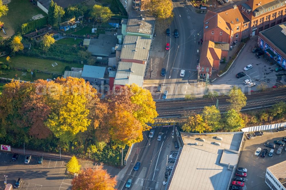 Witten from the bird's eye view: Railway bridge building to route the train tracks above the Crengeldanzstrasse in Witten in the state North Rhine-Westphalia