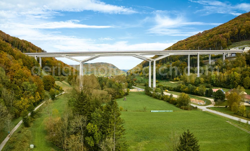 Aerial photograph Mühlhausen im Täle - Viaduct of the railway bridge structure for the route of the railway tracks Filstalbruecke in Muehlhausen im Taele in the federal state of Baden-Wuerttemberg, Germany