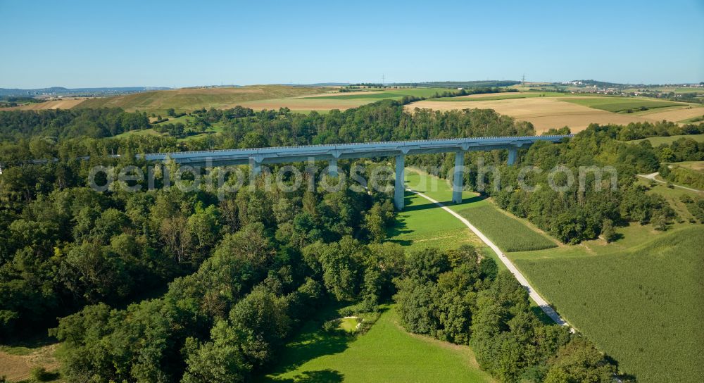 Markgröningen from the bird's eye view: Railway bridge building to route the train tracks Glemstalbruecke on street Kunstholzen in Markgroeningen in the state Baden-Wuerttemberg, Germany