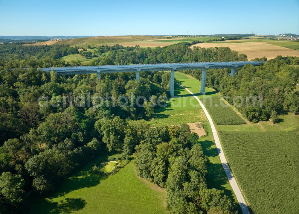 Aerial image Markgröningen - Railway bridge building to route the train tracks Glemstalbruecke on street Kunstholzen in Markgroeningen in the state Baden-Wuerttemberg, Germany