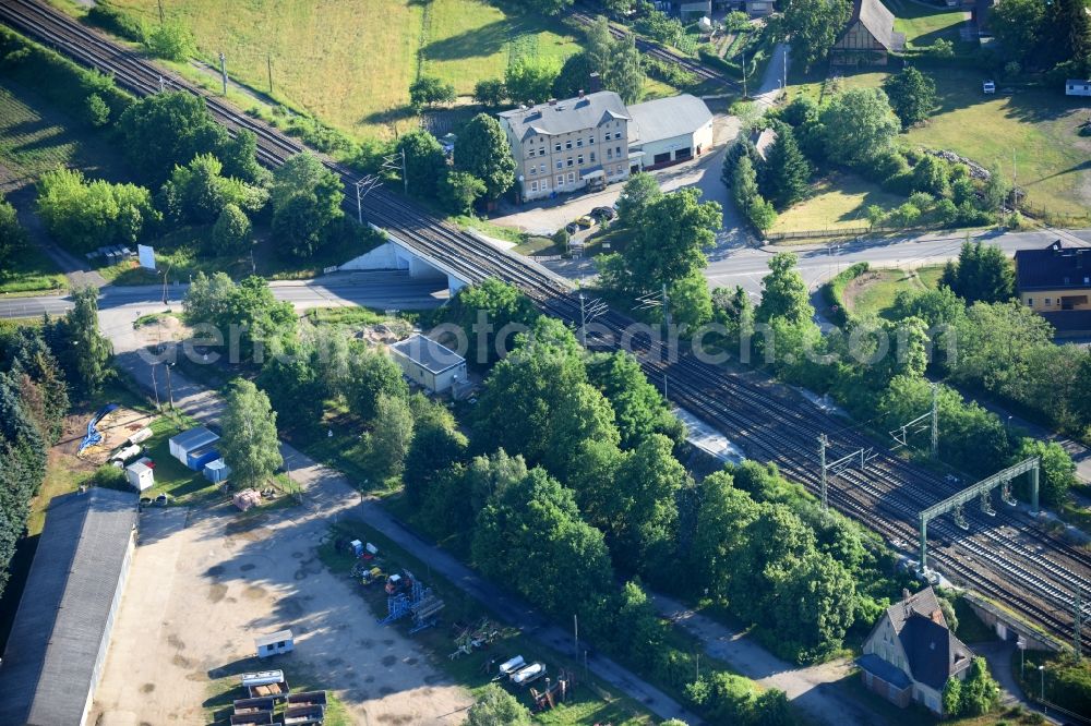 Aerial photograph Uckro - Railway bridge building to route the train tracks over the Federal road B102 in Uckro in the state Brandenburg, Germany