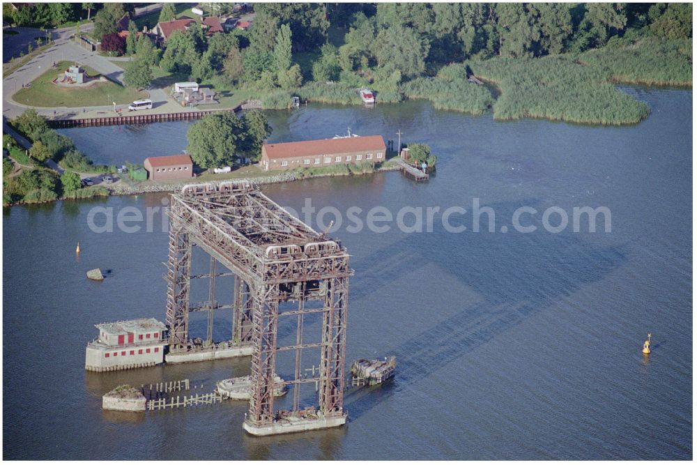 Aerial photograph Bugewitz - Ruins of the railway bridge structure for routing the railway tracks Karnin Hubbruecke on the Szczecin Lagoon in Bugewitz in the state Mecklenburg - Western Pomerania, Germany