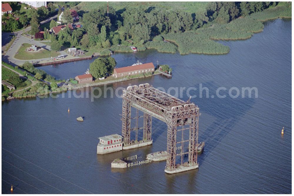 Aerial photograph Bugewitz - Ruins of the railway bridge structure for routing the railway tracks Karnin Hubbruecke on the Szczecin Lagoon in Bugewitz in the state Mecklenburg - Western Pomerania, Germany