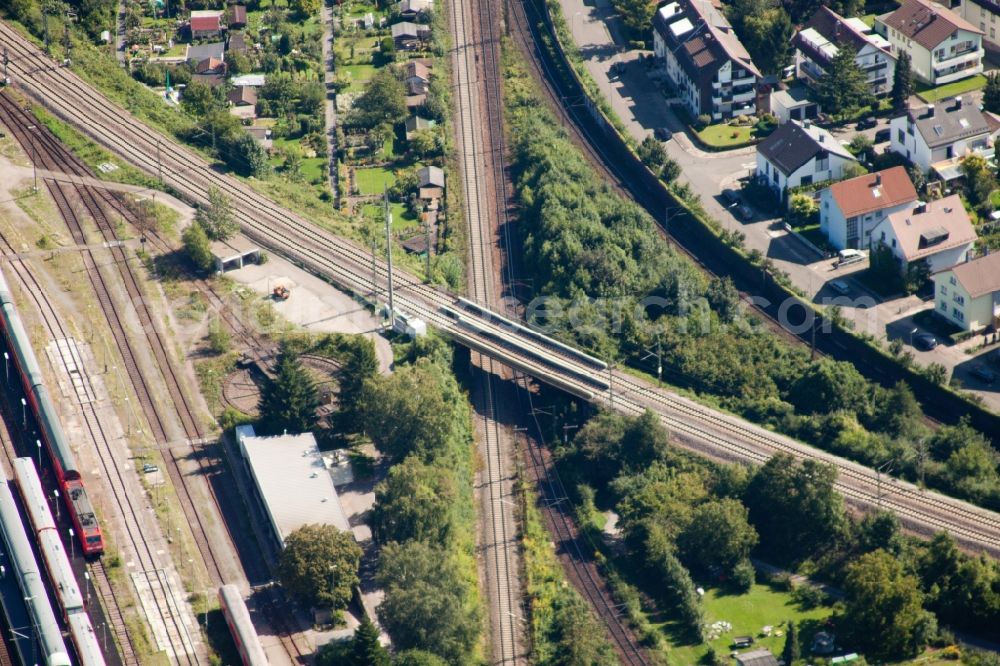 Aerial photograph Karlsruhe - Routing the railway junction of rail and track systems Deutsche Bahn in Karlsruhe in the state Baden-Wuerttemberg