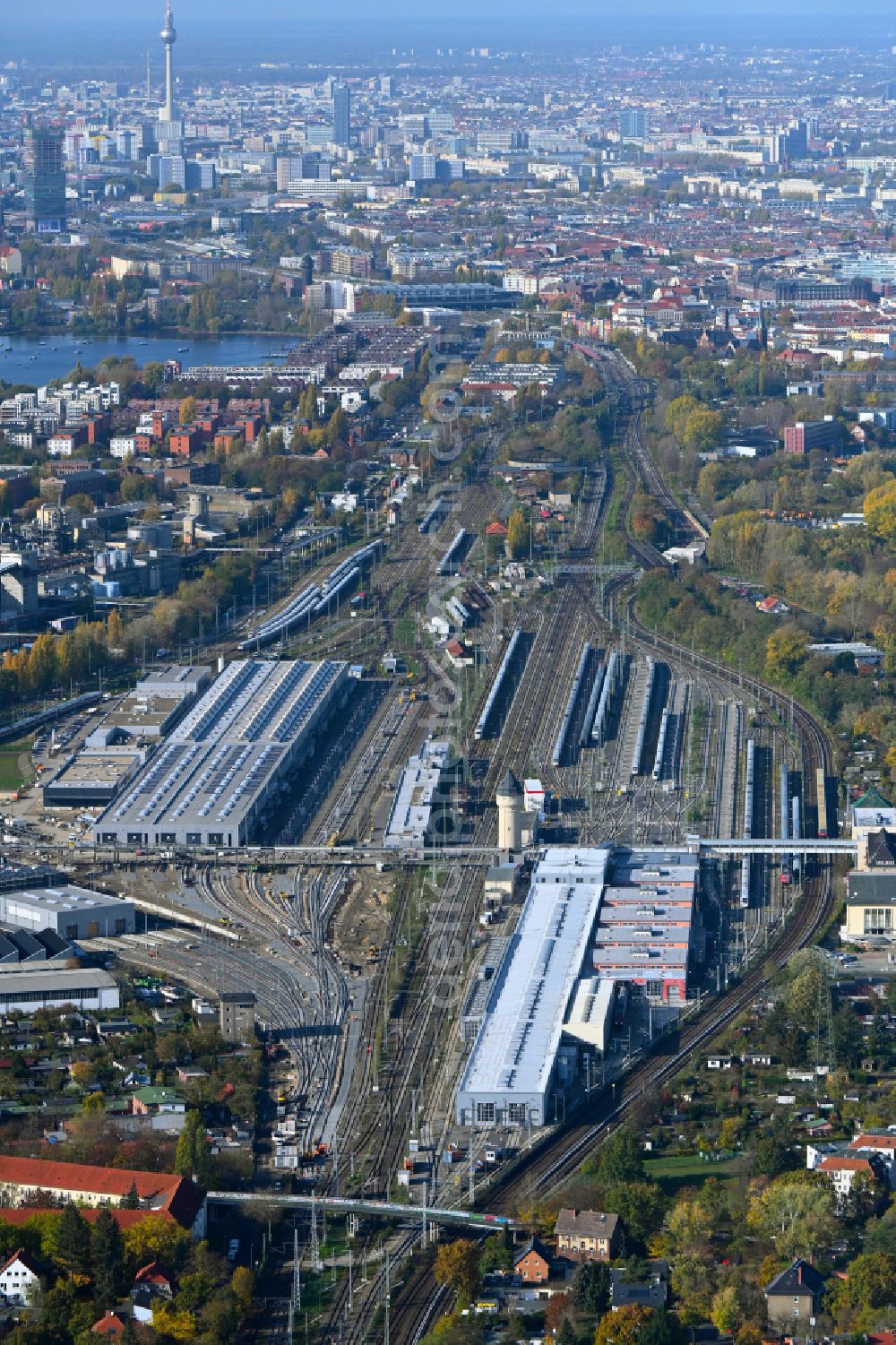 Aerial photograph Berlin - Railway depot and repair shop for maintenance and repair of trains of passenger transport of the series ICE Werk Berlin Rummelsburg II on Saganer Strasse in Berlin