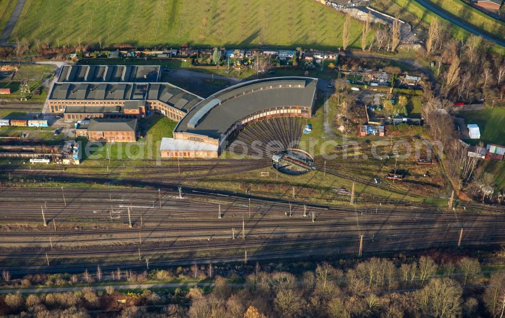 Gelsenkirchen from above - Railway depot and repair shop for maintenance and train repair of Deutschen Bahn in Gelsenkirchen in the state North Rhine-Westphalia