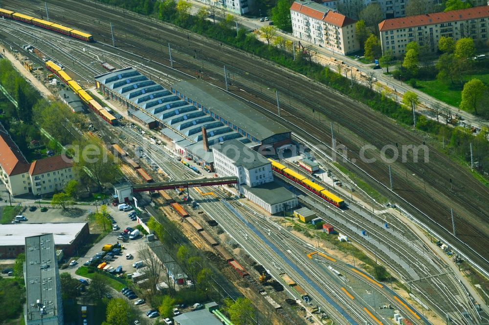 Berlin from the bird's eye view: Railway depot and repair shop for maintenance and repair of trains of passenger transport of the series of S-Bahn Berlin GmbH in the district Lichtenberg in Berlin, Germany