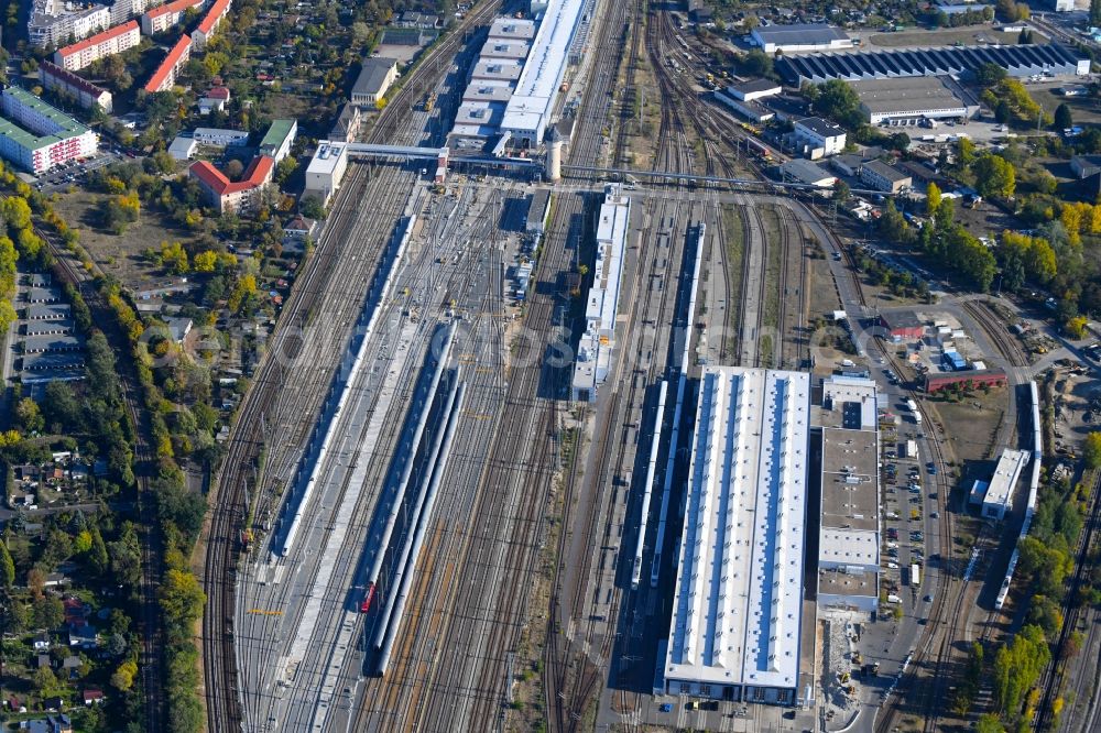 Berlin from the bird's eye view: Railway depot and repair shop for maintenance and repair of trains of passenger transport of the series of S-Bahn in the district Rummelsburg in Berlin, Germany