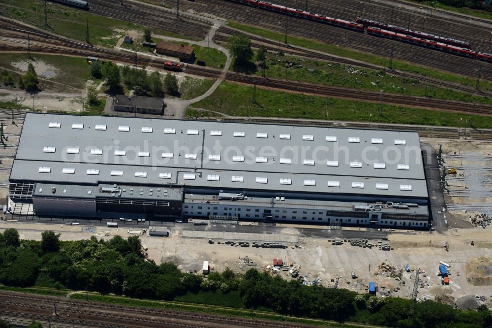 München from above - Railway depot and repair shop for maintenance and repair of trains of passenger transport of the series in the district Aubing-Lochhausen-Langwied in Munich in the state Bavaria, Germany