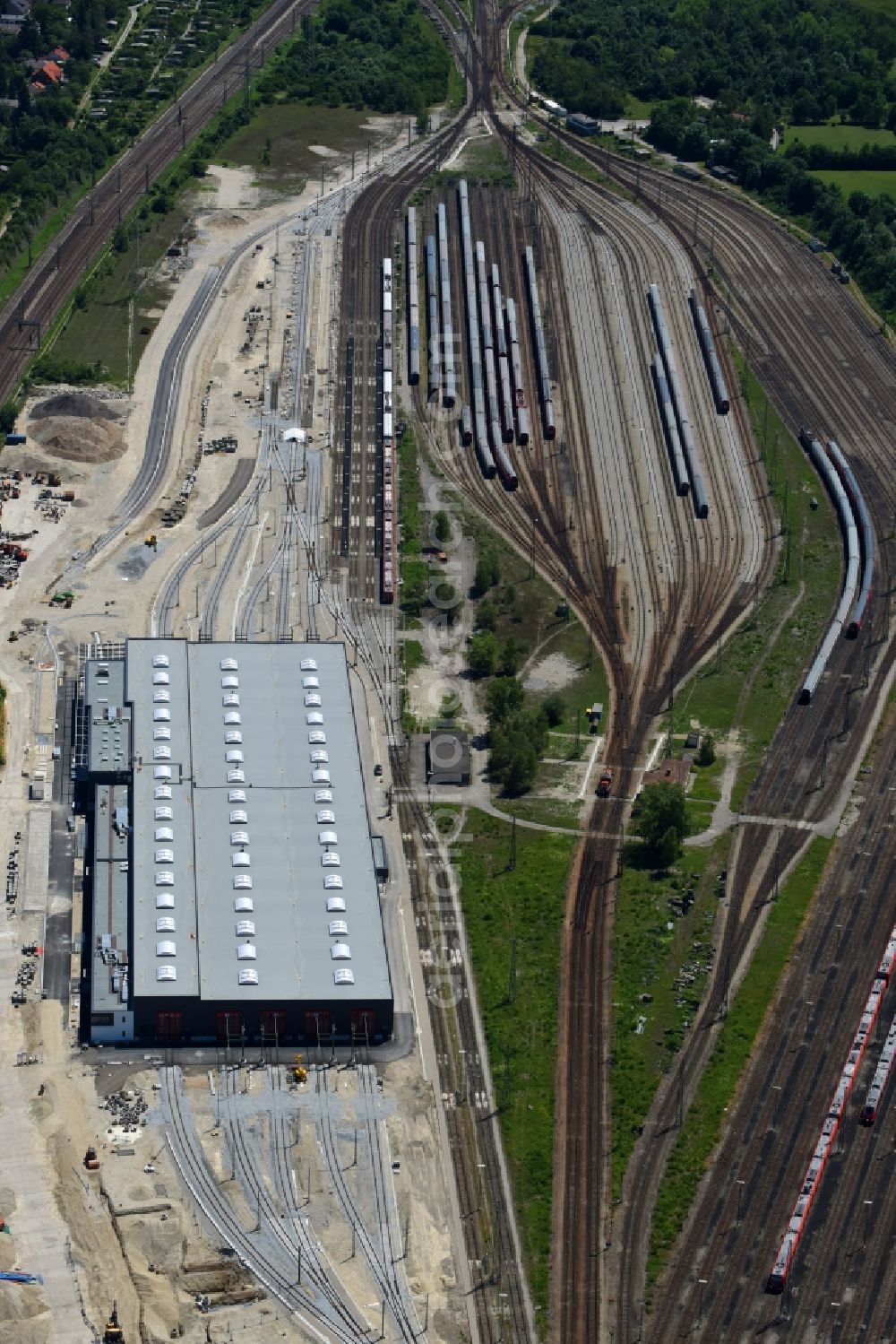 Aerial photograph München - Railway depot and repair shop for maintenance and repair of trains of passenger transport of the series in the district Aubing-Lochhausen-Langwied in Munich in the state Bavaria, Germany