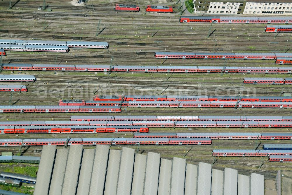 Aerial photograph Stuttgart - Railway depot and repair shop for maintenance and repair of trains of passenger transport in Stuttgart in the state Baden-Wuerttemberg