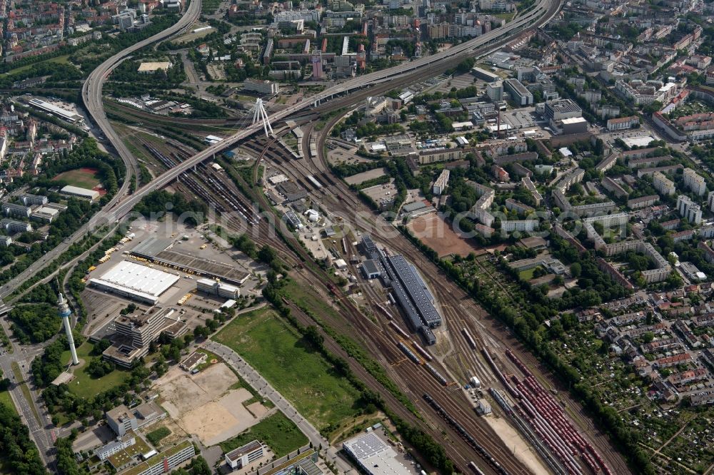 Aerial photograph Ludwigshafen am Rhein - Railway depot and repair shop for maintenance and repair of trains of passenger transport of DB Regio AG in Ludwigshafen am Rhein in the state Rhineland-Palatinate, Germany