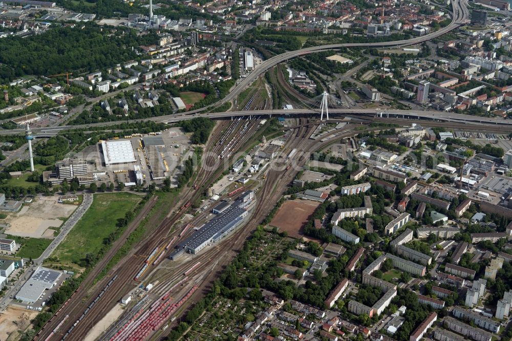 Ludwigshafen am Rhein from above - Railway depot and repair shop for maintenance and repair of trains of passenger transport of DB Regio AG in Ludwigshafen am Rhein in the state Rhineland-Palatinate, Germany