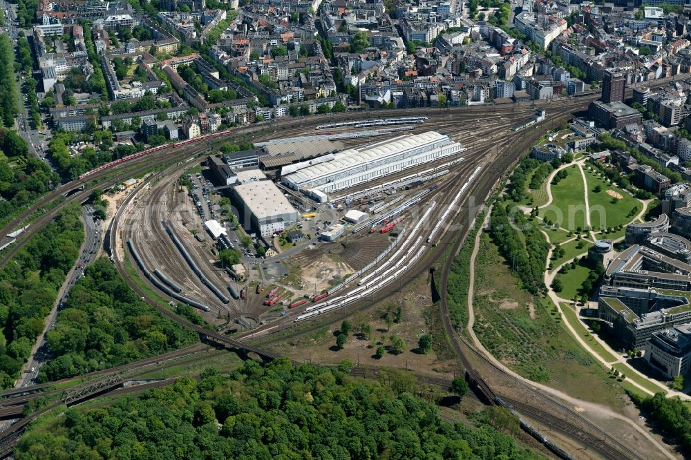 Aerial photograph Köln - Railway depot and repair shop for maintenance and repair of trains of passenger transport of the series ICE in the district Neustadt-Nord in Cologne in the state North Rhine-Westphalia, Germany