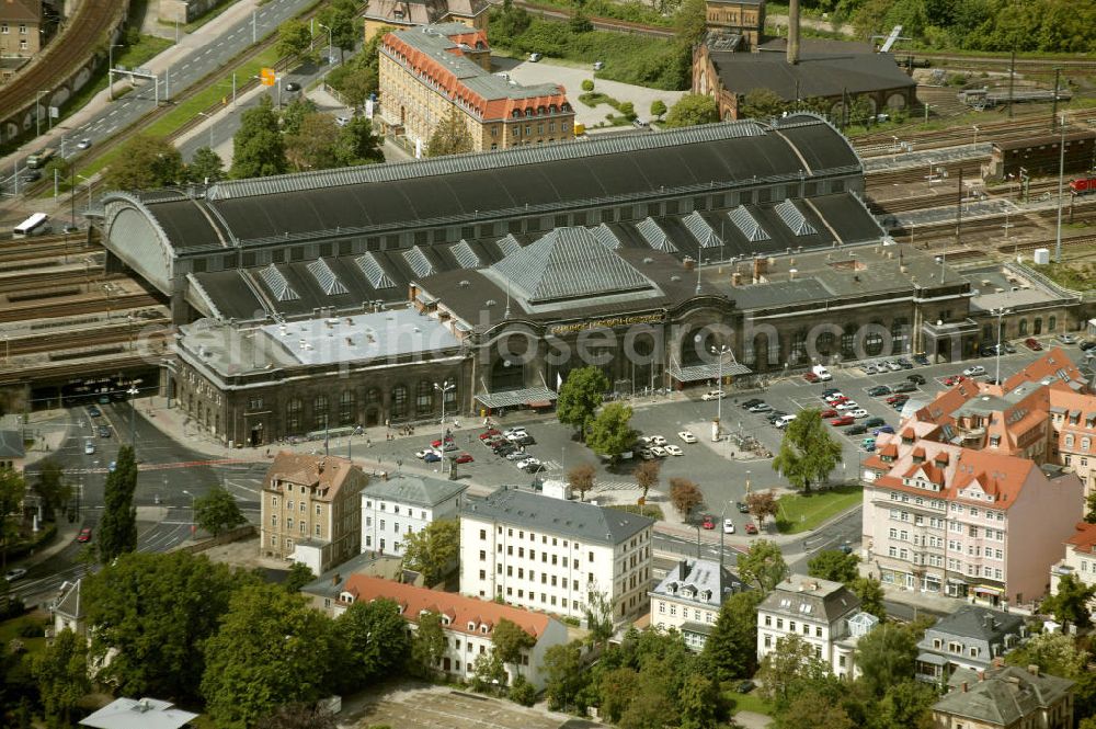 Aerial photograph Dresden - Blick auf den Bahnhof Dresden Neustadt.