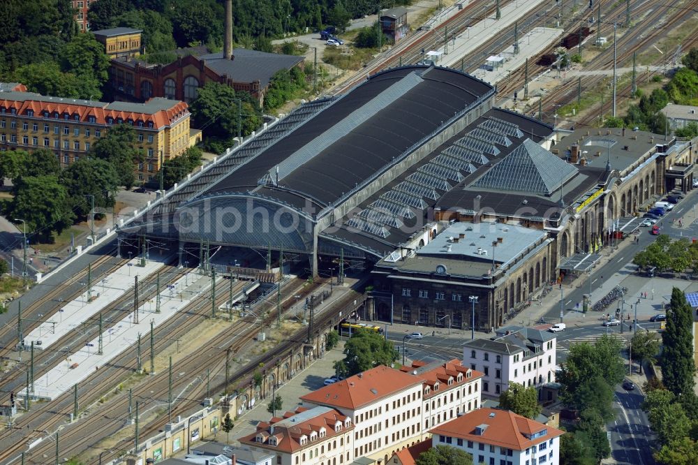 Aerial photograph Dresden - Dresden-Neustadt station of Deutsche Bahn in Saxony