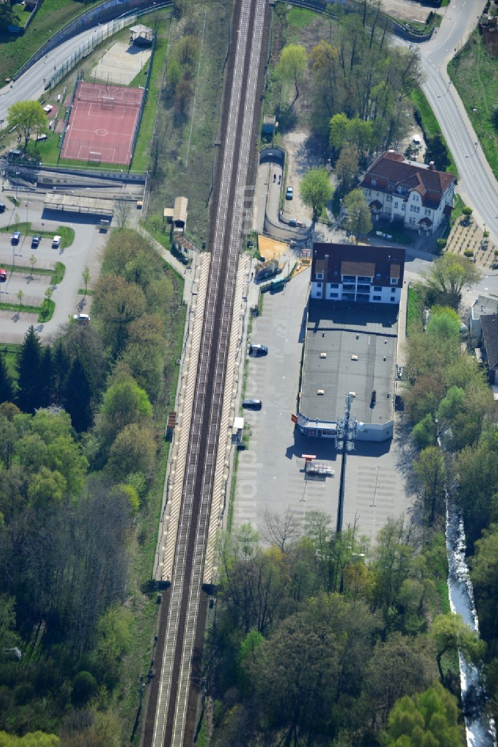 Aerial photograph Falkensee Ortsteil Finkenkrug - Train Station Finkenkrug, a regional station in Falkensee in Brandenburg