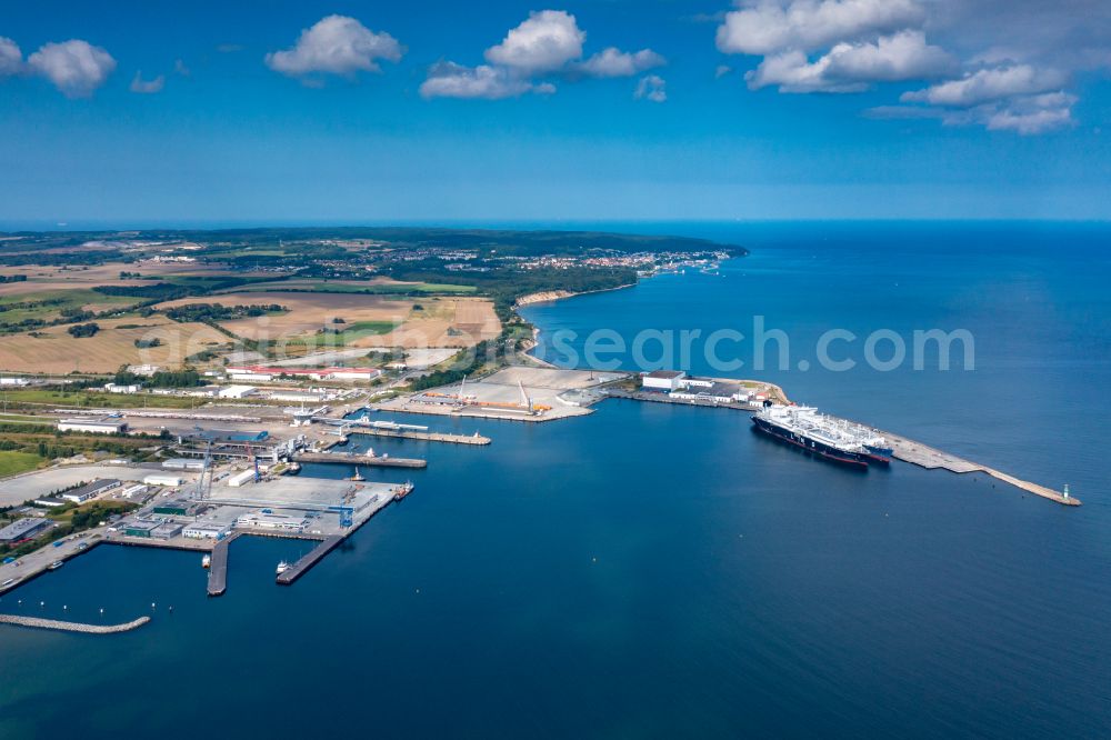 Aerial image Sassnitz - Trainstation and port facilities on the shores of the harbor of of Faehrhafen Mukran in the district Hagen in Sassnitz in the state Mecklenburg - Western Pomerania, Germany