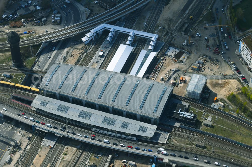 Aerial image Berlin - Route expansion station - Warschauer road to east cross rail station Ostkreuz Friedrichshain district of Berlin