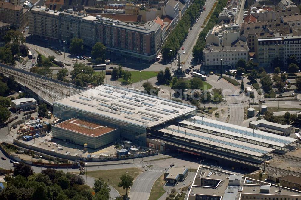 Aerial image Wien - Blick auf den Nordbahnhof am Praterstern, der als Wien Praterstern bezeichnet wird. Er befindet sich im 2. Wiener Gemeindebezirk . Der Bahnhof wird im Rahmen der ÖBB Bahnhofsoffensive zum hochmodernen Verkehrsknotenpunkt umgebaut.