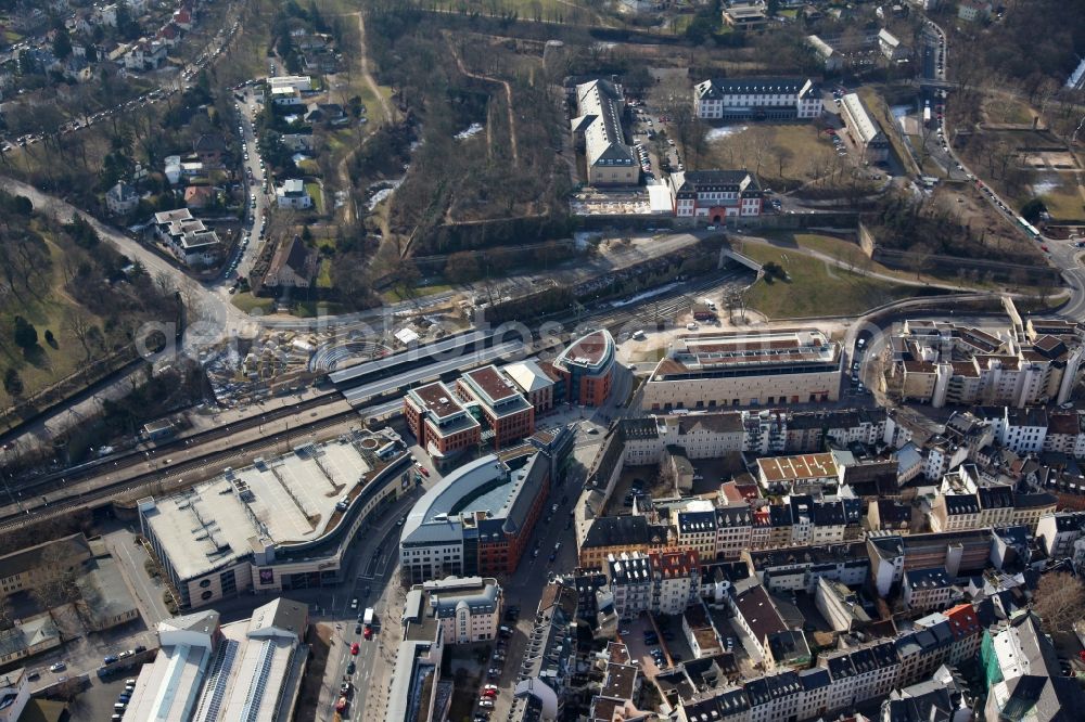 Aerial image Mainz - Track progress and building of the railway station, Roman Theatre, the Deutsche Bahn in Mainz in Rhineland-Palatinate