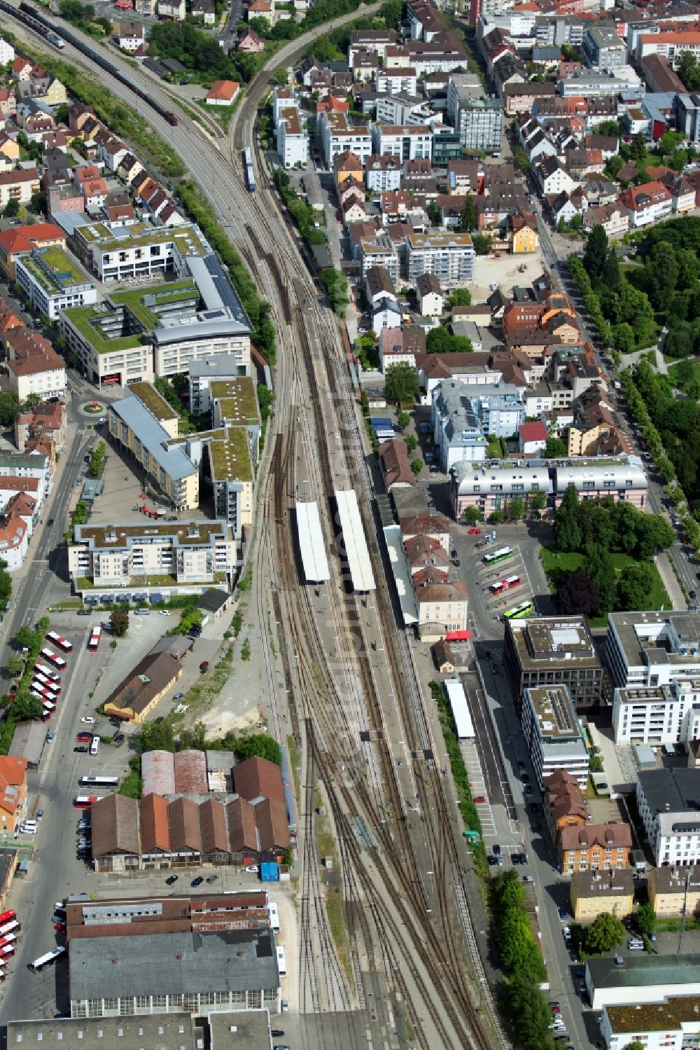 Friedrichshafen from above - Station railway building of trainstation Friedrichshafen Stadt of the Deutsche Bahn in Friedrichshafen in the state Baden-Wurttemberg, Germany