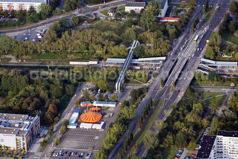 Aerial photograph Berlin - Station building and track systems of the S-Bahn station Hohenschoenhausen in Berlin, Germany