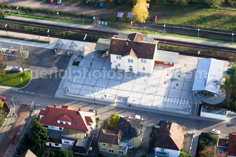 Aerial image Kandel - Station building and track systems of the regional railroad station in Kandel in the state Rhineland-Palatinate