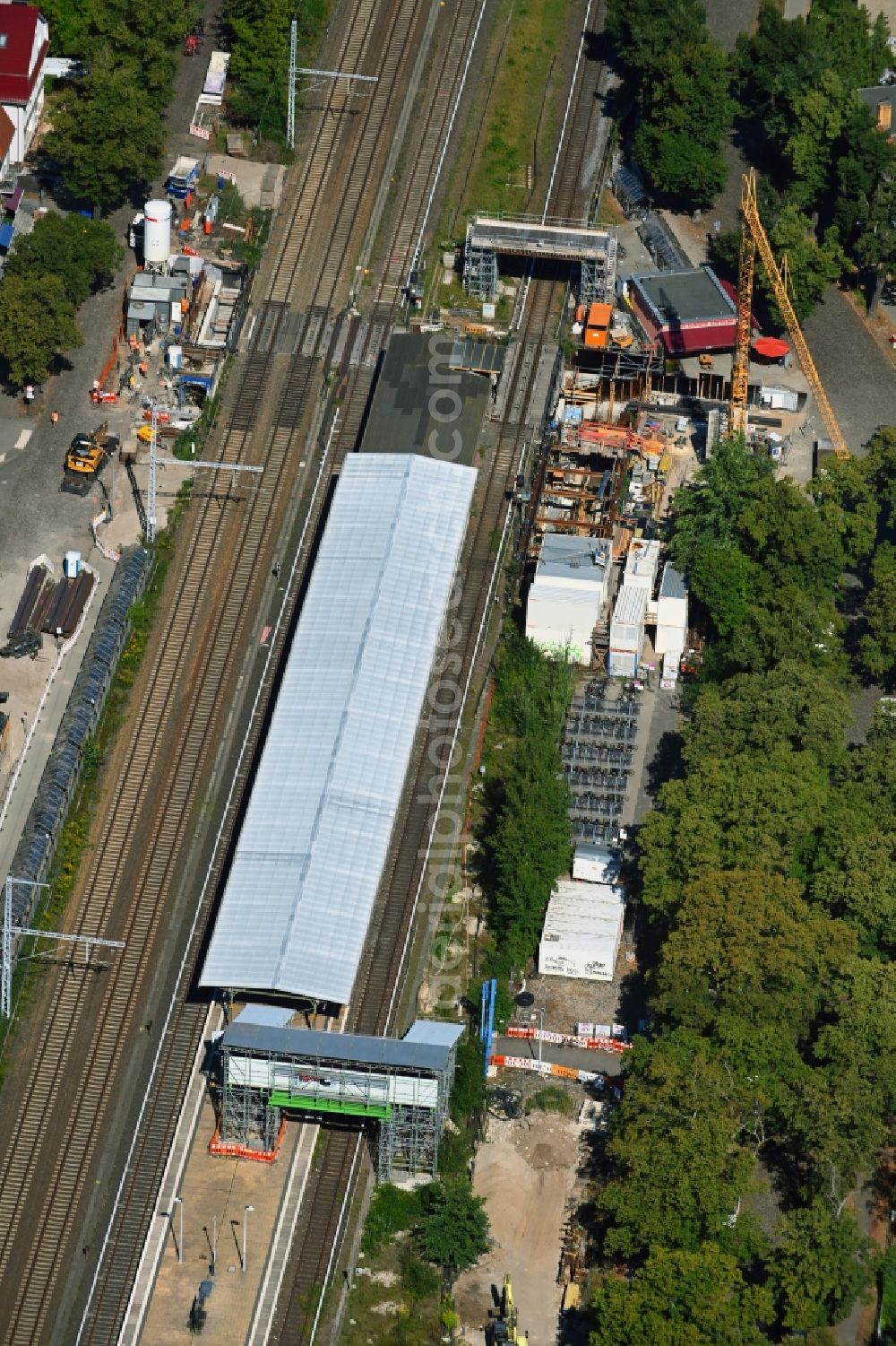 Eichwalde from the bird's eye view: Station building and track systems of the S-Bahn station in Eichwalde in the state Brandenburg, Germany