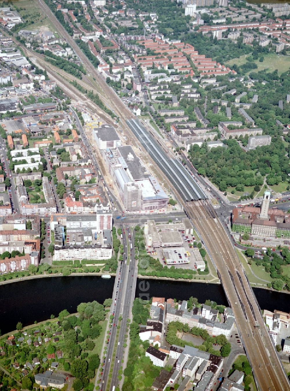 Berlin from above - Station building and track systems of the S-Bahn station to the shopping center Spandau Arcaden and the rail profile over the Havel Bridge in Berlin in Germany