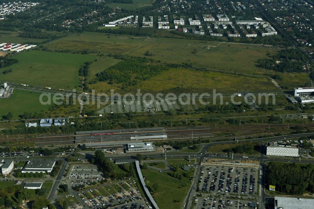 Aerial image Schönefeld - Station building and track systems of the S-Bahn station Flughafen Berlin-Schoenefeld in the state Brandenburg