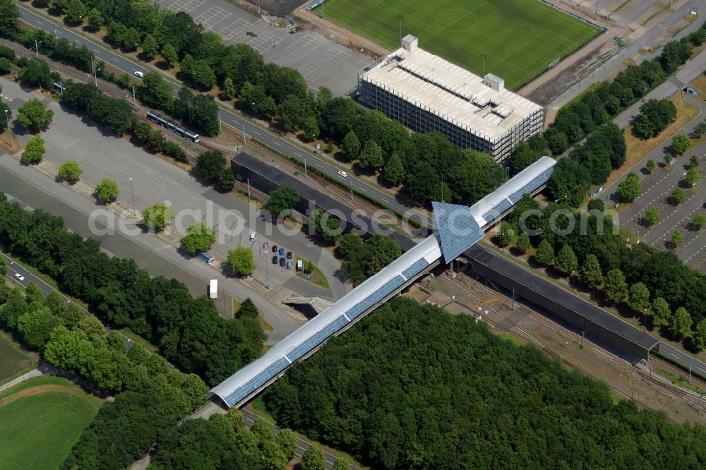 Aerial image Gelsenkirchen - Station building and track systems of the Bahn station Gelsenkirchen VELTINS-Arena in Gelsenkirchen in the state North Rhine-Westphalia, Germany