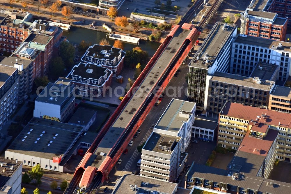 Aerial image Hamburg - Station building and track systems of the S-Bahn station Hamburg-Hammerbrook on Hammerbrookstrasse in the district Hamburg-Mitte in Hamburg, Germany