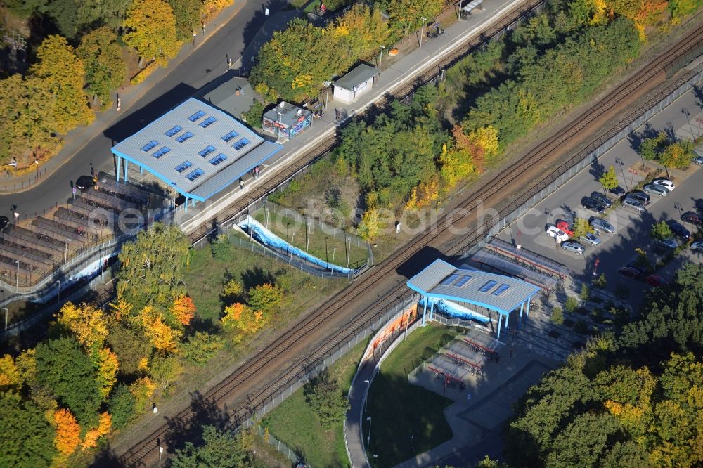 Aerial image Neuenhagen - Station building and track systems of the S-Bahn station in Neuenhagen in the state Brandenburg