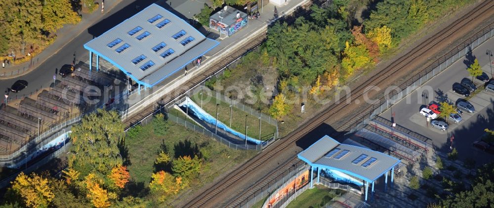 Aerial image Neuenhagen - Station building and track systems of the S-Bahn station in Neuenhagen in the state Brandenburg