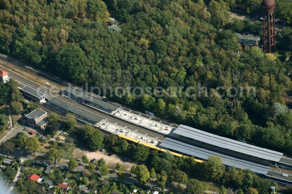 Berlin from above - Station building and track systems of the S-Bahn station Priesterweg in the Schoeneberg part of Berlin