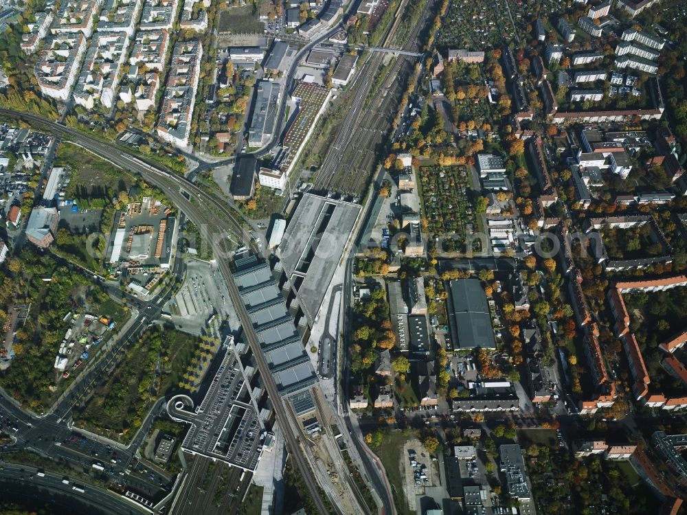 Berlin from the bird's eye view: Station building and track systems of the S-Bahn station Suedkreuz in Berlin