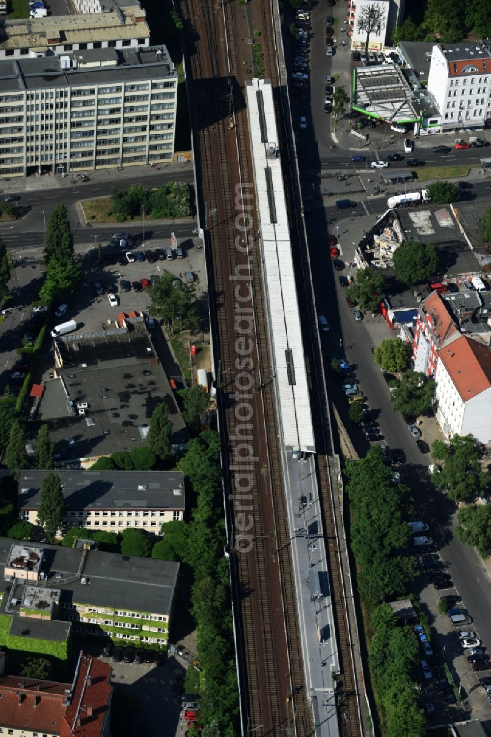 Aerial image Berlin - Station building and track systems of the S-Bahn station Wedding in Berlin, Germany