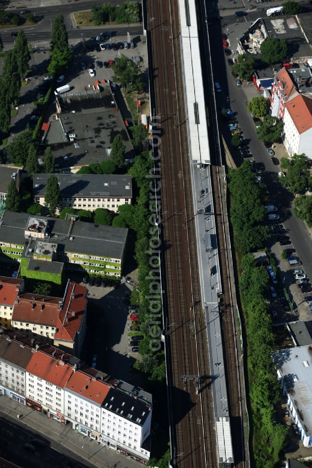 Aerial photograph Berlin - Station building and track systems of the S-Bahn station Wedding in Berlin, Germany