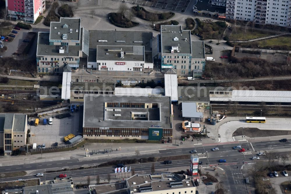 Berlin from the bird's eye view: Station building and track systems of Metro subway station Kaulsdorf-Nord in the district Bezirk Marzahn-Hellersdorf in Berlin